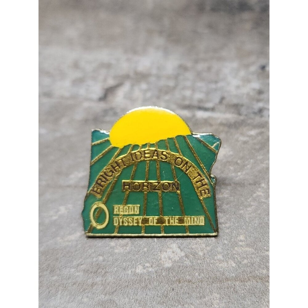 University Of Oregon Pinback Bright Ideas On The Horizon Vintage College...
